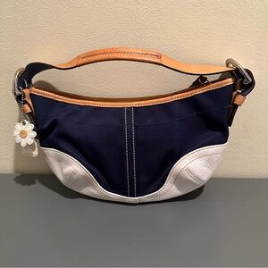 Coach Vintage Y2K (2004) Half Moon Hobo Navy and White style 4431